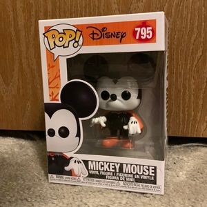 Disney Mickey Mouse #795 Halloween Funko Pop